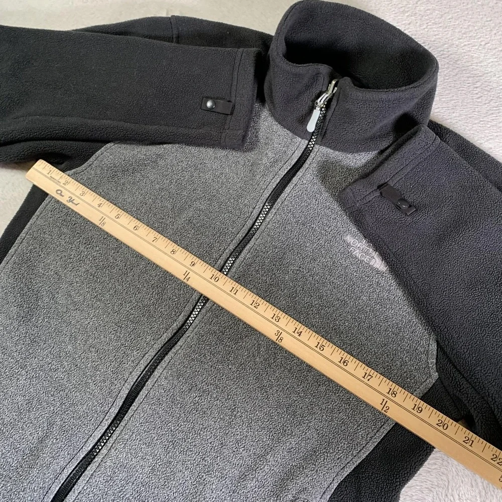 The North Face Jacket Mens‎ Small Gray Black Fleece Full Zip FlashDry Outdoor